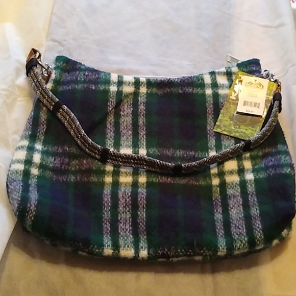 Satchel - Picture 3 of 8